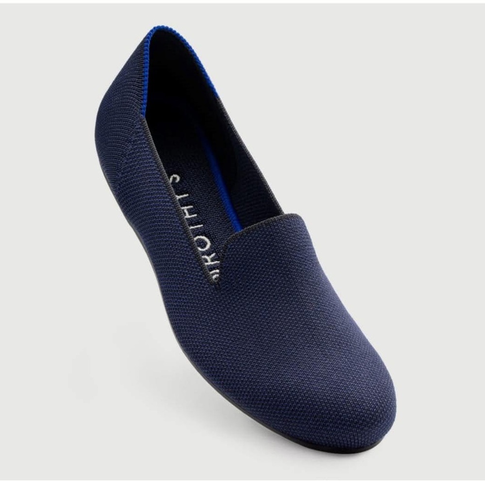 Rothy’s women’s navy loafers slip on size 7 excellent machine washable